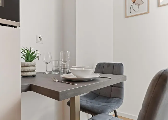 Casavia Zentrum - Bright Collection *